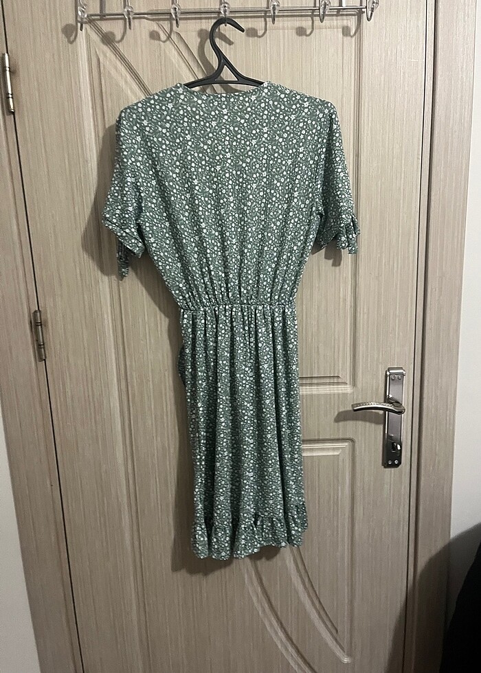 Çiçekli elbise - Görsel 2