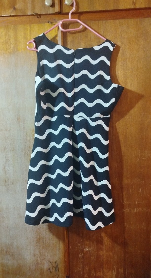 Zebra Desenli Siyah Midi Elbise - Görsel 3