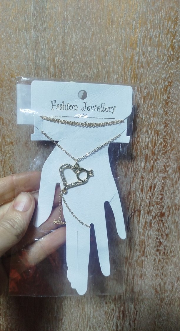 Zincir Detaylı Altın Renk Kadın El Zinciri - Görsel 3