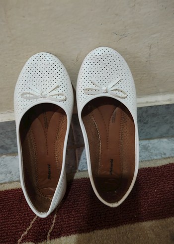 Beyaz Fiyonklu Kadın  Babet - Görsel 2