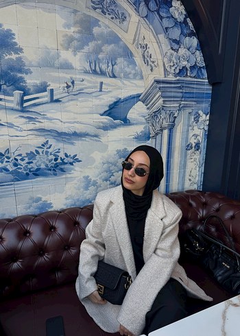 Gri Dökümlü Kadın Uzun Kaban - Görsel 2