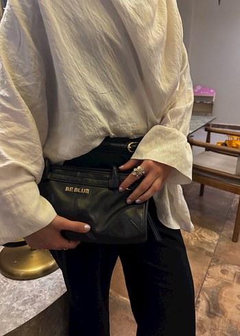 Beyaz Parlak Deri Kadın  Çantası - Görsel 2