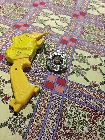 Beyblade orjinal metal