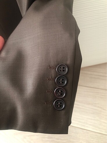 Altın yıldız takım elbise? - Görsel 3