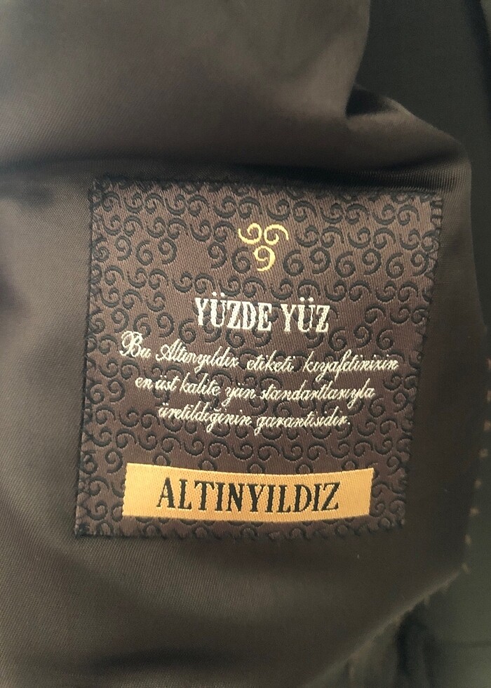 Altın yıldız takım elbise? - Görsel 2