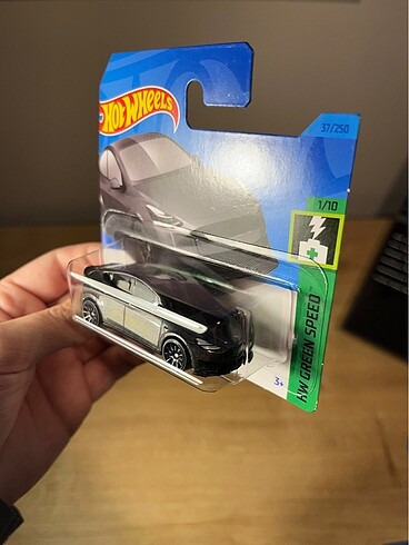 Hot Wheels Hot Wheels Tesla Model Y 2023 üretim