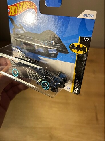 diğer Beden Hot Wheels Batmobile TH Batman Forever 2024 üretim