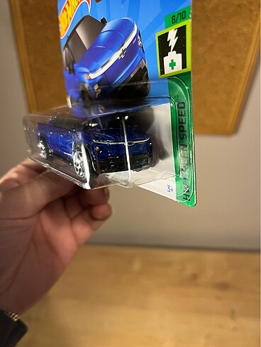 Hot Wheels Hot Wheels Sılverado Ev rst 2024 üretim