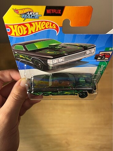 diğer Beden yeşil Renk Hot Wheels Layın Lowrıder 2024 üretim