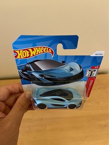 diğer Beden mavi Renk Hot Wheels McLaren p1 2024 üretim