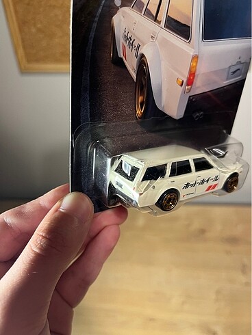 diğer Beden Hot Wheels Datsun Bluebırd Wagon