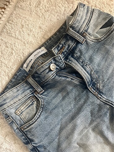Bershka Jean