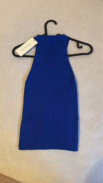 Trendyol & Milla Saks basic halter yaka triko bluz