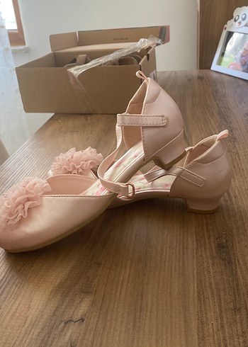 Pembe Fırfırlı Kız Çocuk Babet Ayakkabı - Görsel 2