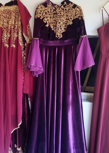 Kına gecesi için tesettür uzun kollu mor bindallı