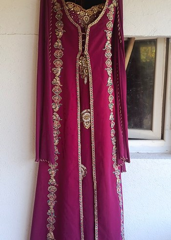 Koyu pembe Nakışlı 2li takım bindallı/ kaftan