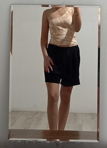 OMZU ACİK ESNEK CROP