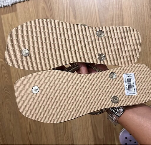 39,5 Beden altın Renk Havaianas Plaj Terliği