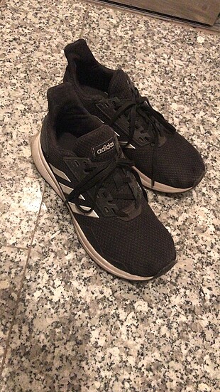Adidas ayakkabı