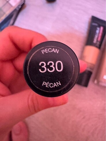 Beden Renk Loreal föndoten ve kapatıcı