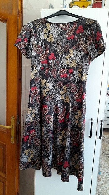 Renkli harika bir elbise  - Görsel 4