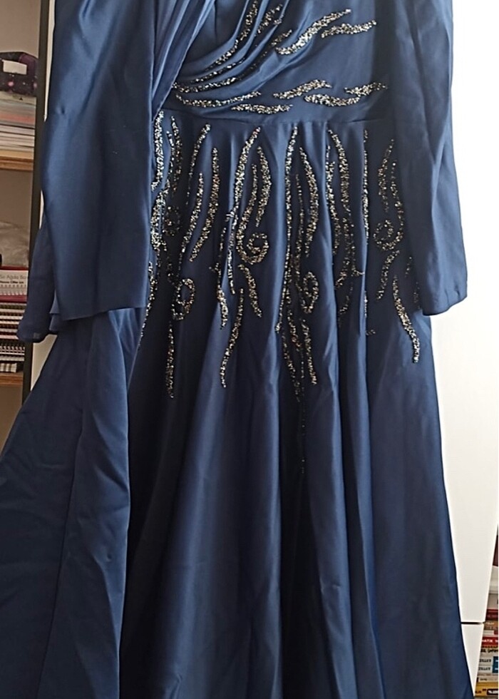 lacivert abiye ve şal - Görsel 3