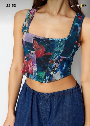 Çok Renkli Kare Yaka Slim Baskılı Tül Örme Bluz - Görsel 3