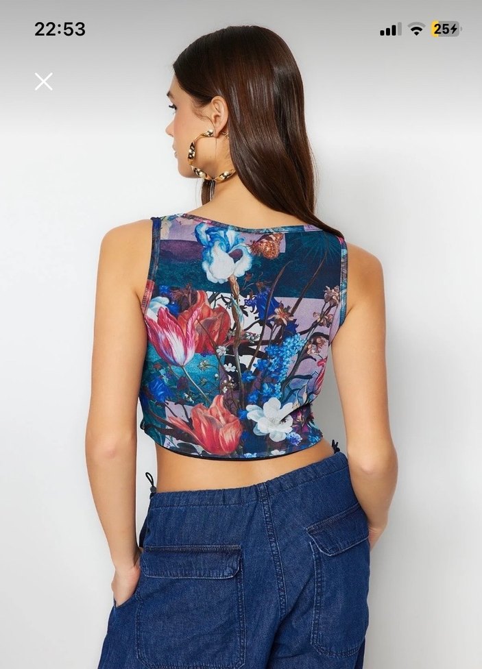 Çok Renkli Kare Yaka Slim Baskılı Tül Örme Bluz - Görsel 5