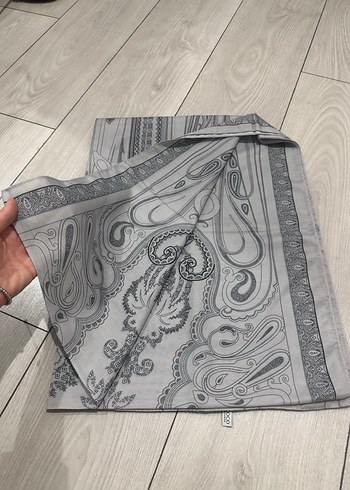 Gri Bohem Tarzı Desenli Kadın Şal - Görsel 2