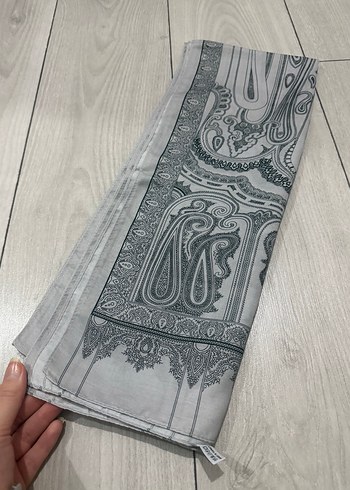 Gri Bohem Tarzı Desenli Kadın Şal - Görsel 3