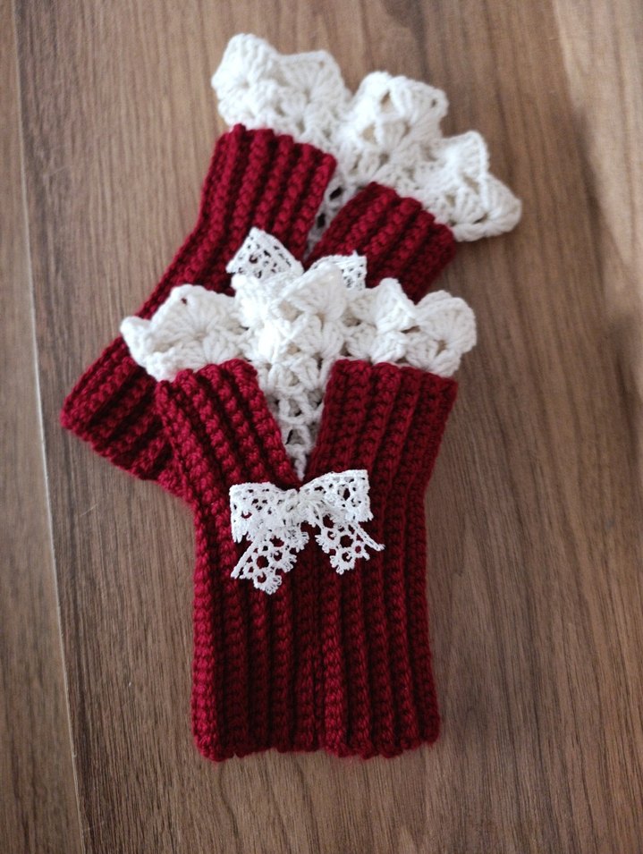 Victoria tarzı Bordo Dantel Detaylı Örgü Kadın Eldiveni - Görsel 4