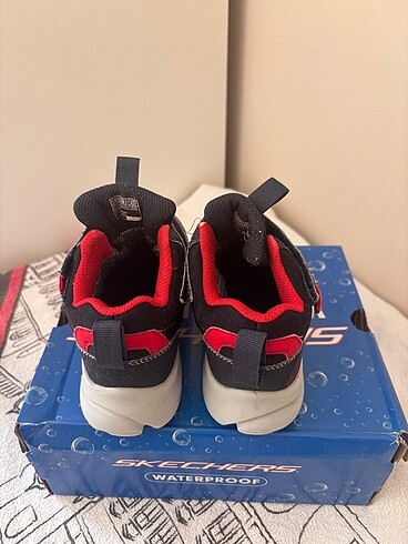 28 Beden Skechers bot 28 numara