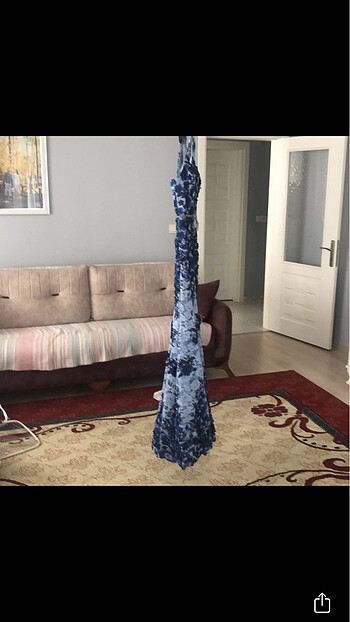 40 Beden 3 boyutlu çiçekli mavi ve lacivert uzun elbise 40 beden