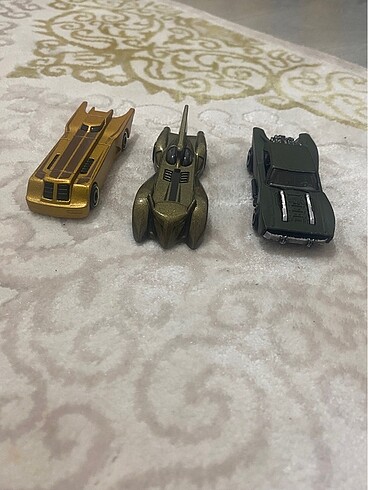 HOT WHEELS BATMOBILE ARAÇLAR