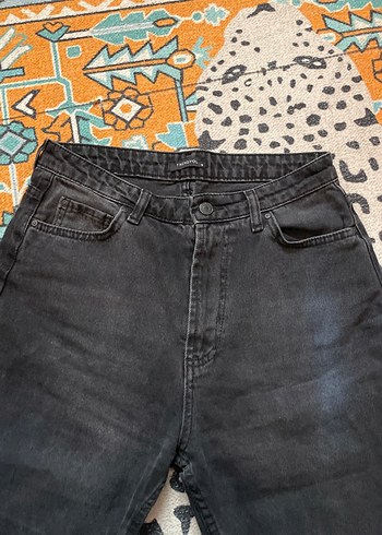 Trendyol & Milla Kemer Detaylı Siyah Bol Kesim Kadın Jean