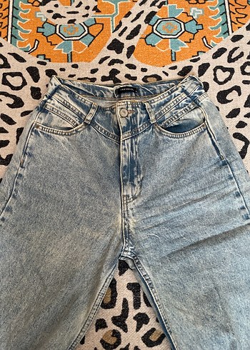 Trendyol & Milla Gevşek Kesim Bağcıklı Midi Denim Pantolon