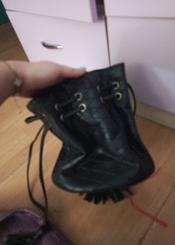 Beden siyah Renk Siyah Deri Kemerli Punk Tarzı Kadın Çanta kese model