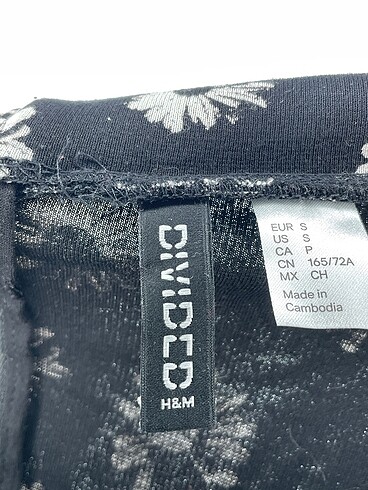 s Beden siyah Renk H&M Mini Etek %70 İndirimli.