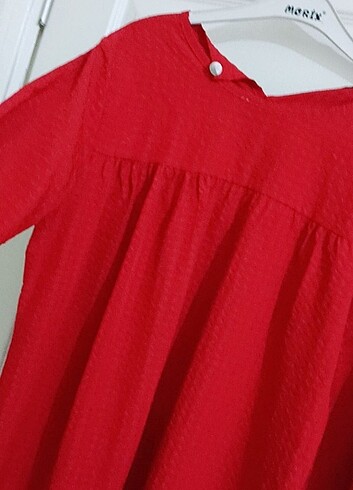 Kırmızı pantolon üstü tunik