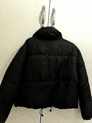 xs Beden Zara şişme mont