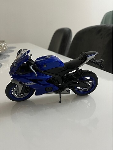 Yamaha r6