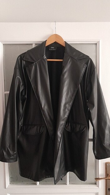 Blazer model siyah deri ceket