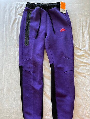Nike Tech Flecee