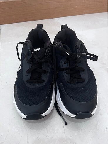 36 Beden Nike spor ayakkabı