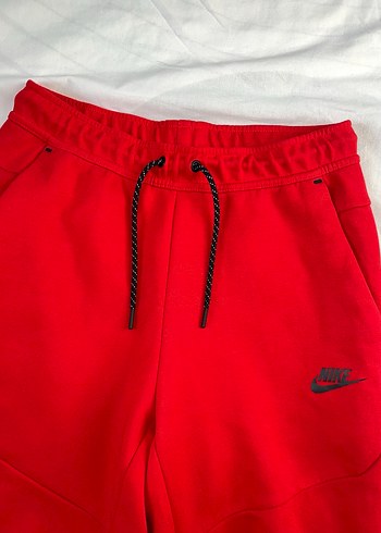 Nike Tech Flecee Joggers Gym Red - Görsel 2