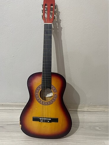 Manuel Raymon küçük boy gitar