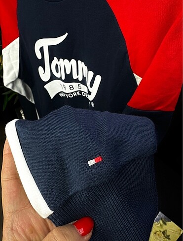 s Beden lacivert Renk Tommy Hilfiger Kadın Sweat