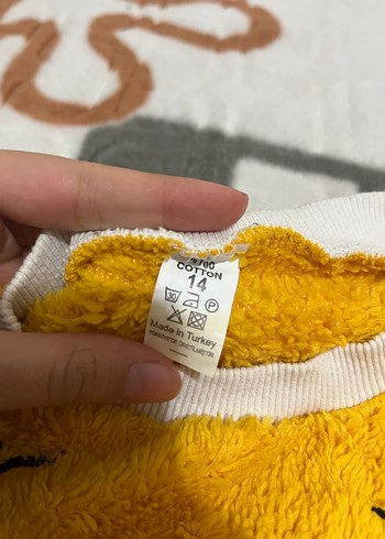 Sarı Tüylü Street Wear Kedi Kıyafeti - Görsel 3