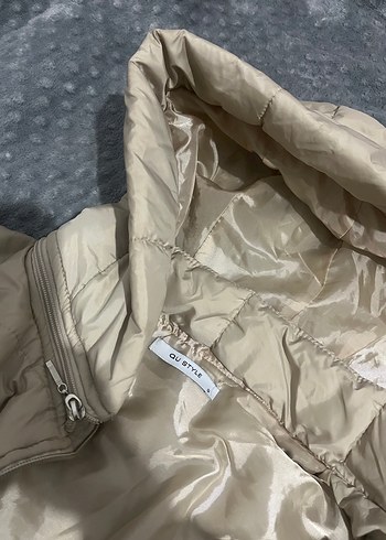 Bej Kapüşonlu Fermuarlı Kadın Yelek - Görsel 2