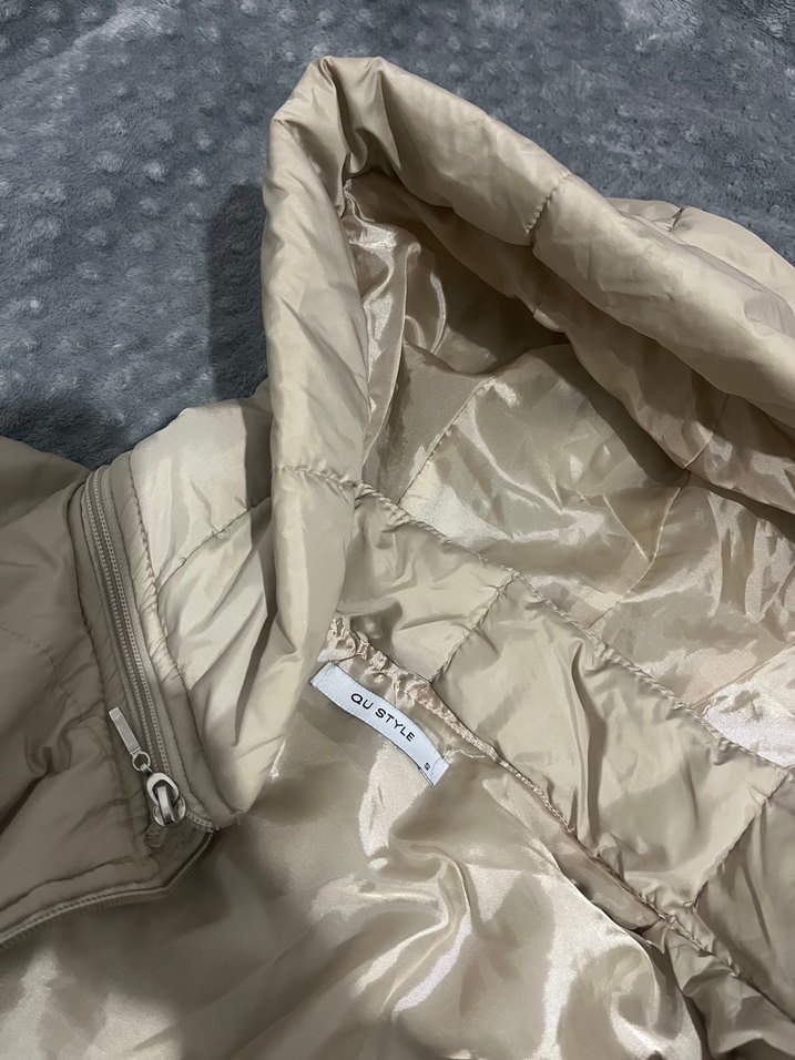 Bej Kapüşonlu Fermuarlı Kadın Yelek - Görsel 2